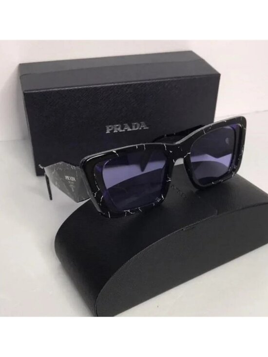Authentic- New - PRADA Oversized Woman Sunglasses 0PR 08YS Havana Black/White main image 6